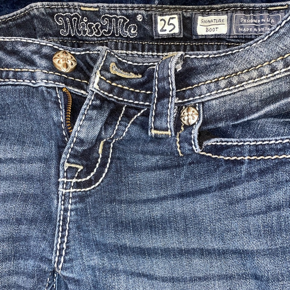 Miss me blue jeans size 25